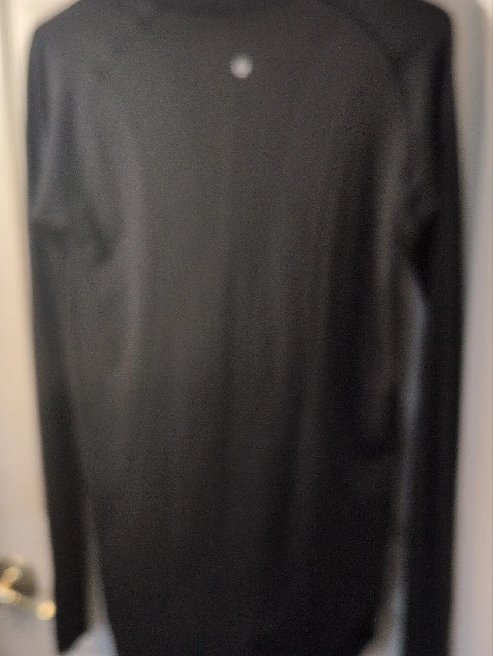 lululemon athletica Black Long Sleeve Seamless Crew, Thumbholes